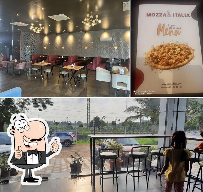 See this pic of Mozza Italia