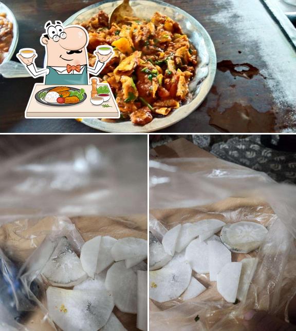 Meals at Shree Ram Pavitra Bhojanalay (Daal Fry Wale)