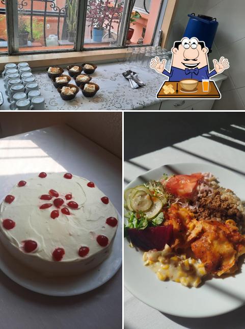 Platos en Krishna Shankar Restaurante Vegetariano