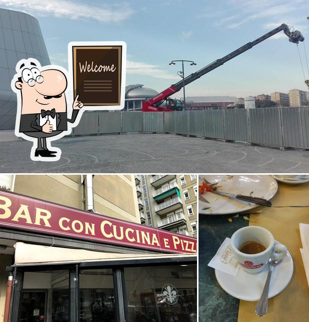 Ecco un'immagine di Bar con Cucina e Pizza