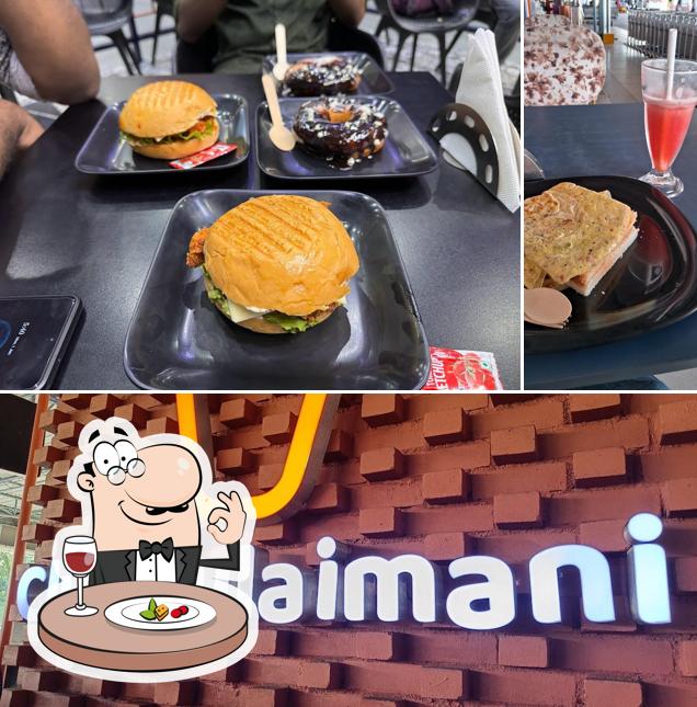 The photo of Club Sulaimani’s food and exterior