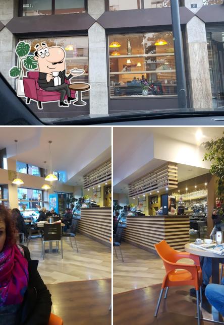 Gli interni di Caffè Dell angolo