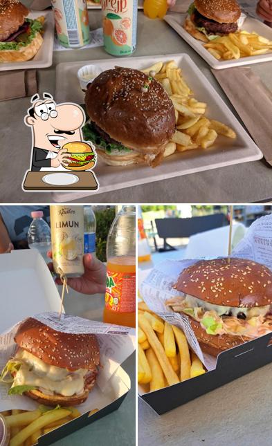 Prenditi un hamburger a Mezzino Istriano