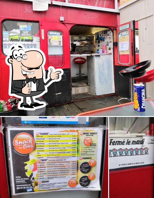 Voici une image de Snack In Bus