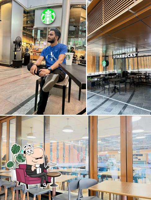 Starbucks, DLF Downtown