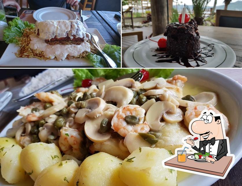 Sanduíche de carne de porco desfiada em Ponta das Caranhas