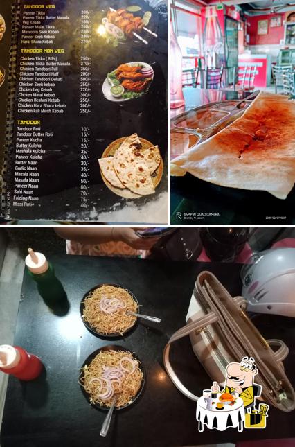 Food at Ranchi food plaza