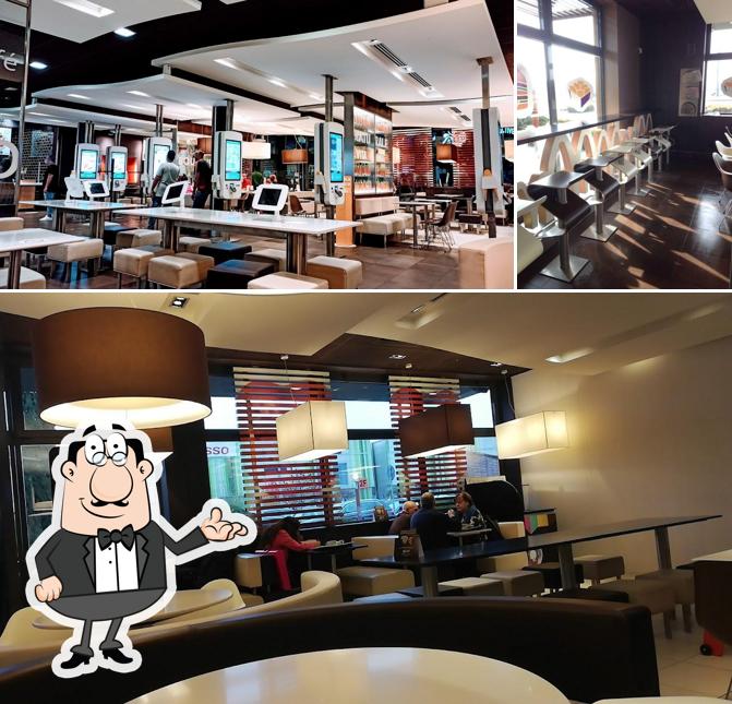 Gli interni di McDonald's Assago