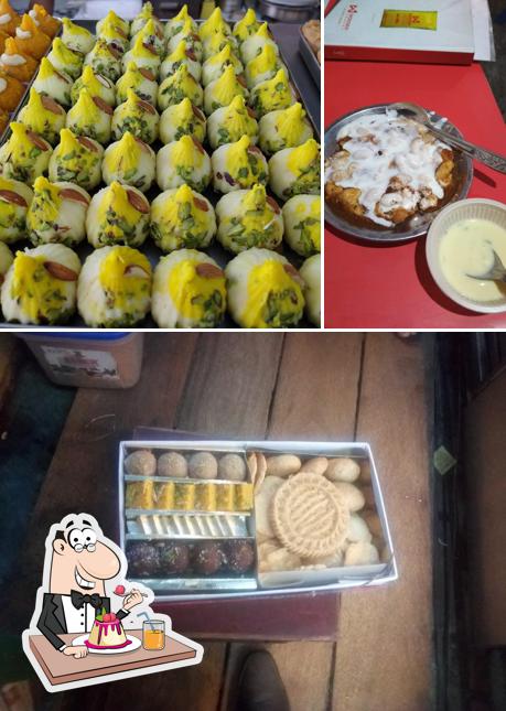 Sangal Sweets(Banat Wale) serves a range of sweet dishes