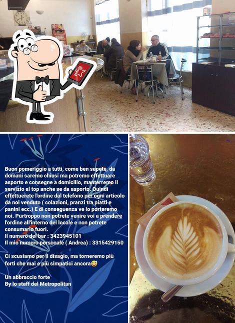Vedi la foto di Cafè Metropolitan