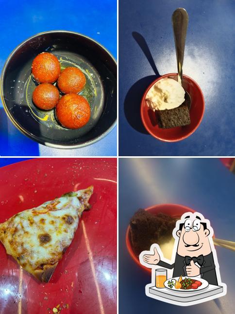 Food at D’COZ PIZZA