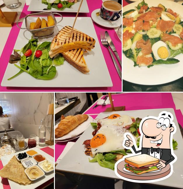 Toast al formaggio al HOYA - Bistrot con Pasticceria