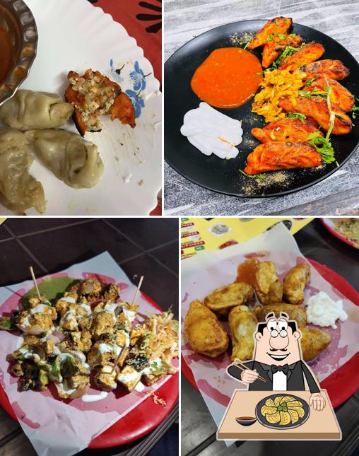 Tandoori Momos Point / BEST MOMOS IN DHANORI PORWAL ROAD