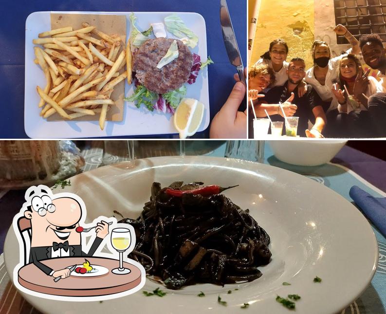 Guarda la foto che mostra la cibo e bevanda di Ristorante "Il Covo"