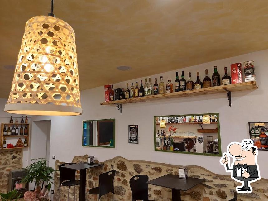 Ecco un'immagine di Alla Curva Bar-Merenderia