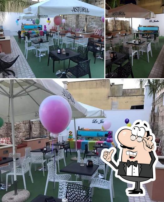 Dai un'occhiata agli interni di Civico 61 Lounge Bar Emme & Effe Srl