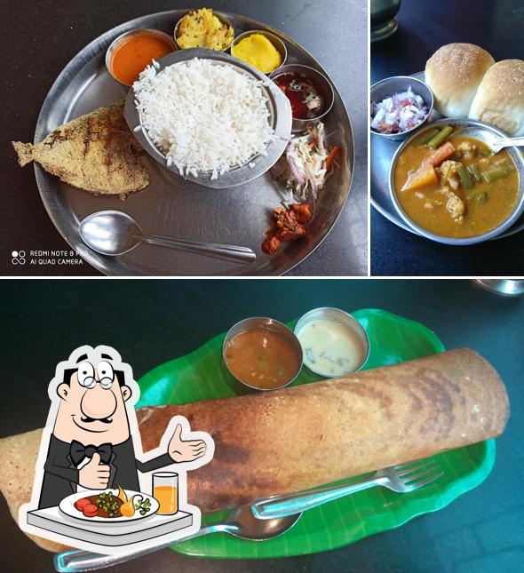 Food at Cafe Ravi