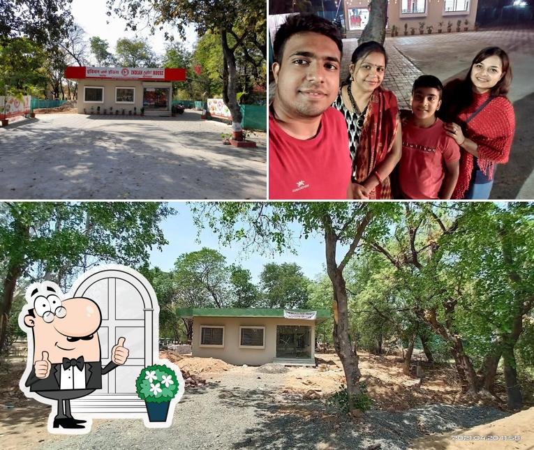 Check out how Indian Coffee House looks outside