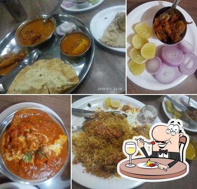 Meals at Reddy's