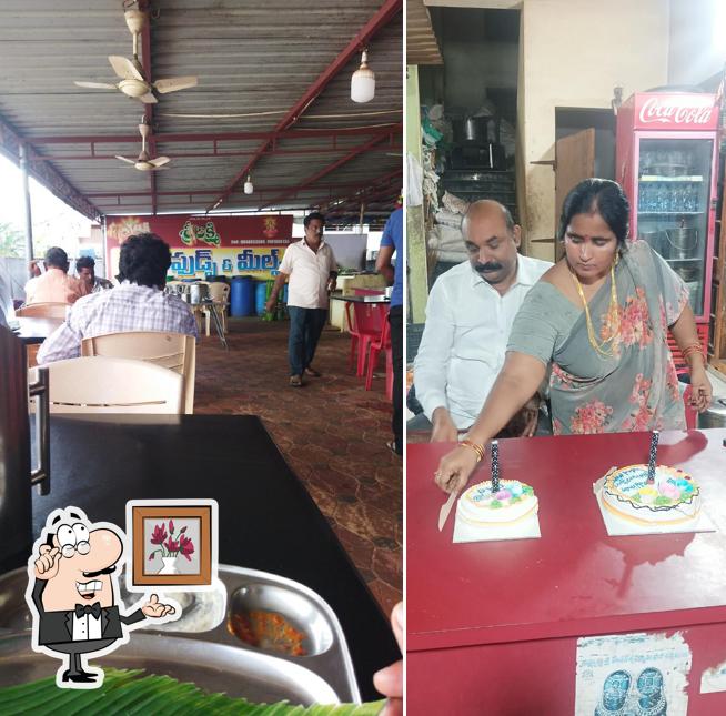 The interior of Sri Laxmi Fastfoods & Meals