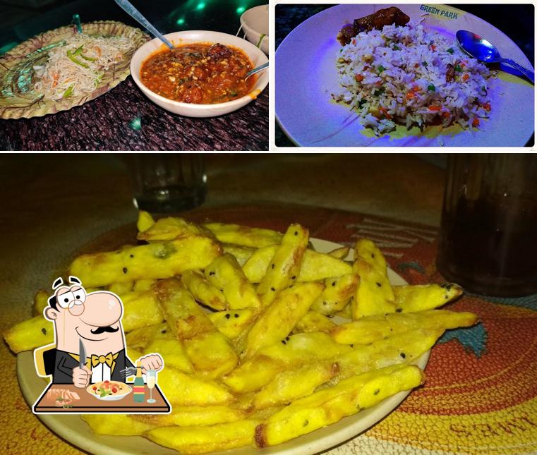 Food at Hotel Malladev Green Park Bar & Restaurants