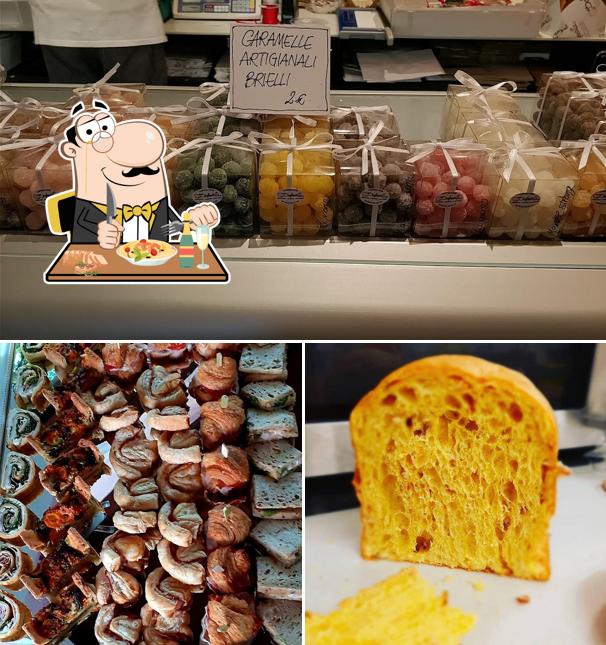 Platti al Pasticceria Caffetteria Dolcevita