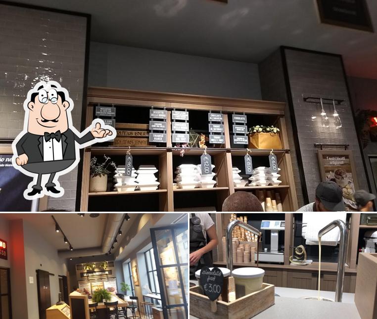 Siediti a un tavolo di Gelateria La Romana