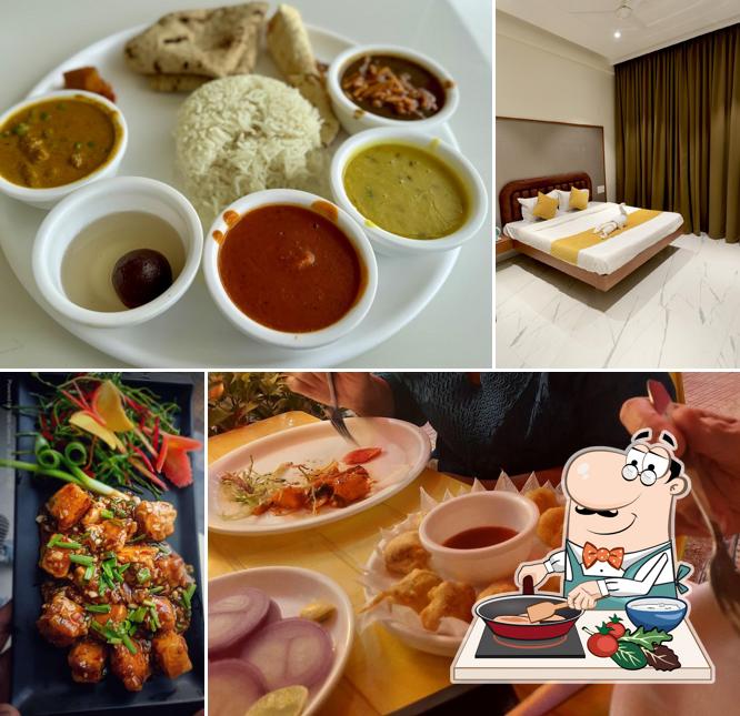 Chicken curry at Hotel Aadarsh Palace & Family Restaurant 4-Star hotel