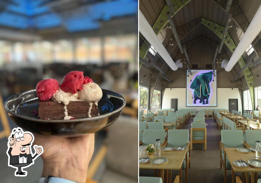 Check out how Oven Fresh looks inside