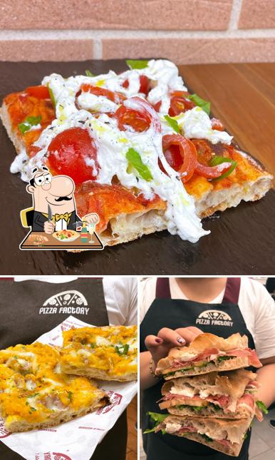 Cibo al PIZZA FACTORY - CAMPIGLIONE DI FERMO