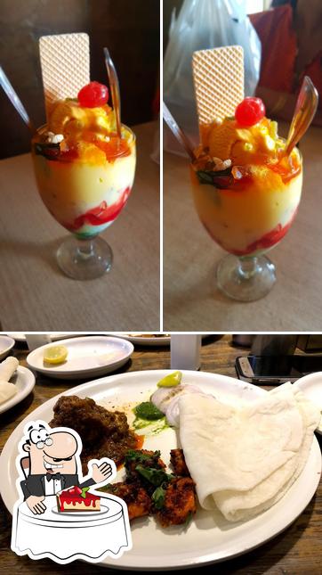 AdinarayanBhojnalay provides a variety of sweet dishes