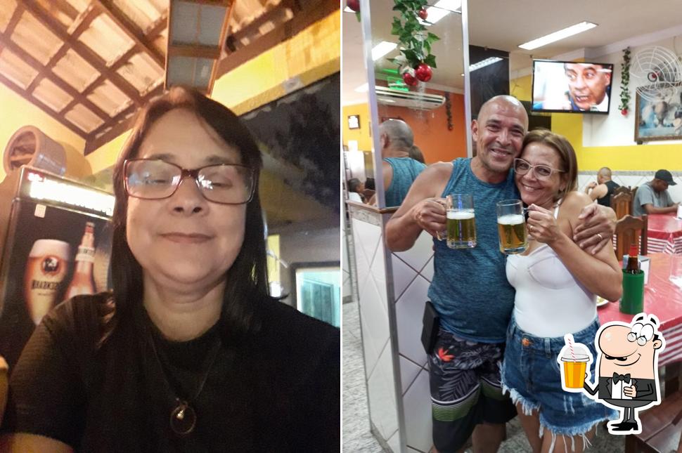 Desfrute de um drinque no Bar do inhola
