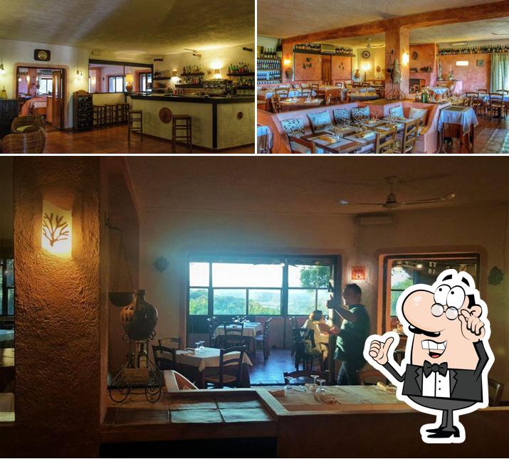 Gli interni di Ristorante pizzeria La Capannaccia Palau