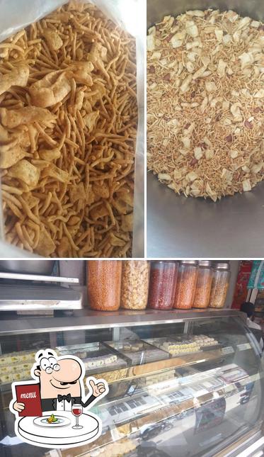Jain Namkeen & Sweets ( Thegya ji ki dukaan)