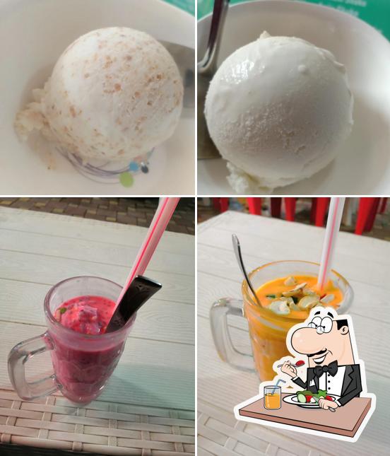 Food at Srinath Icecream ( Grid )