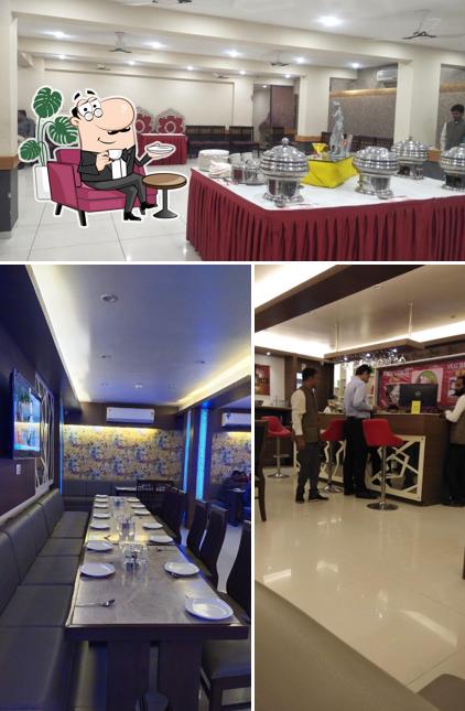 The interior of Tandoor Palace Hotel & Restaurant