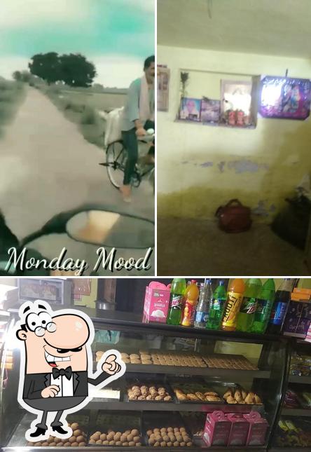 The photo of exterior and food at Mohan peda point