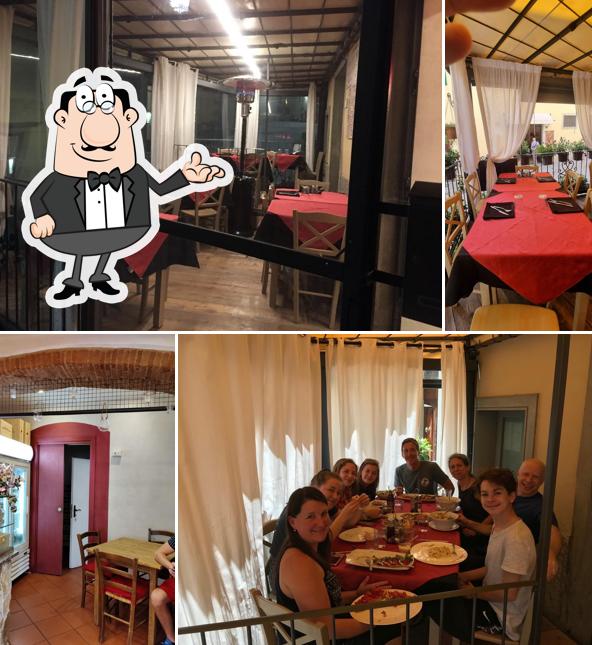 Gli interni di Pizza Hot