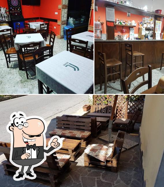 Gli interni di Cine Rock Cafe'