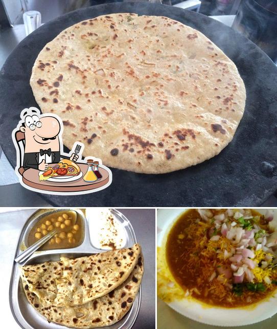 Get pizza at Calcutta Famous Chaats