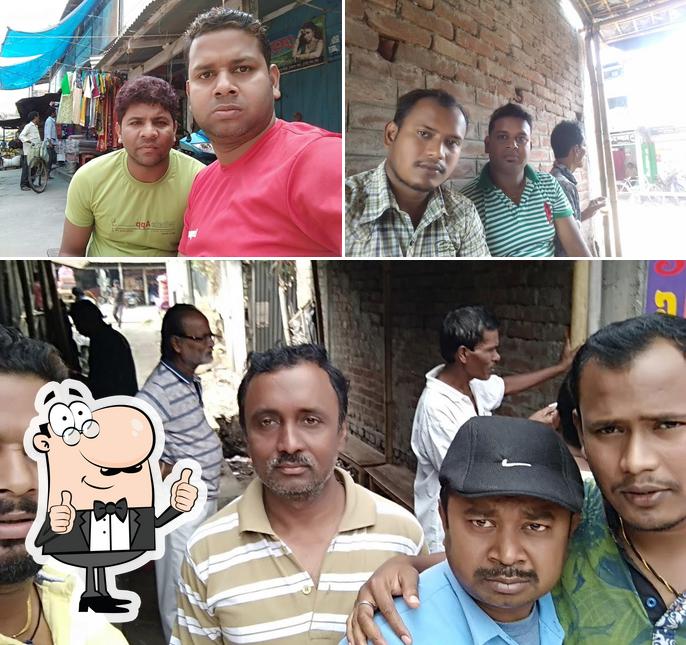 Montu Da Tea Stall picture