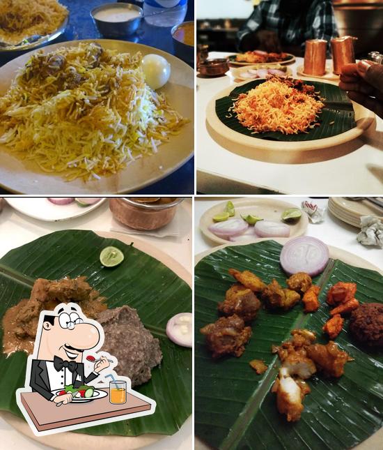 Food at Jagavis Kritunga Train Restaurant