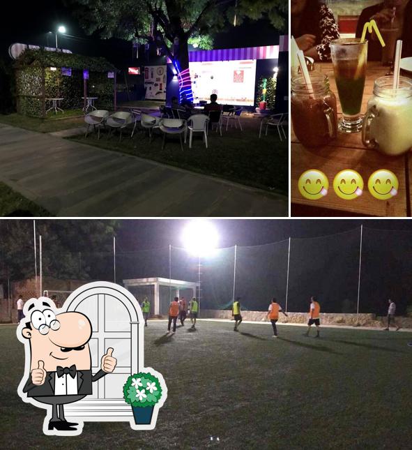 The picture of exterior and beverage at Juggernaut