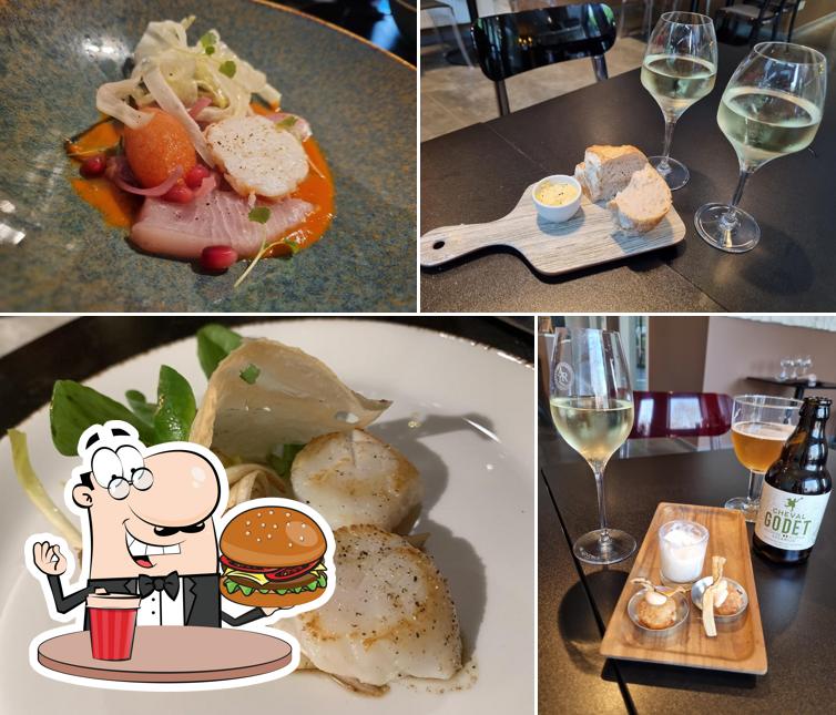 L Esprit Village restaurant