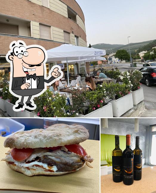 La foto di esterno e cittadini da Ray Caffè