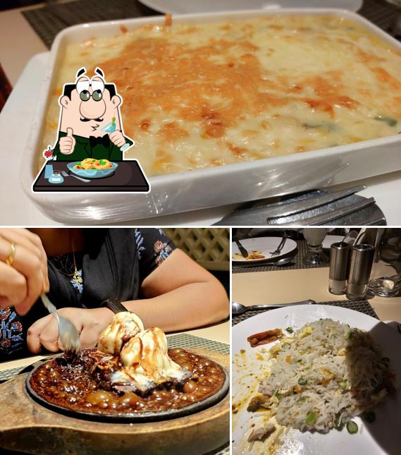 Macaroni and cheese at Opal Inn