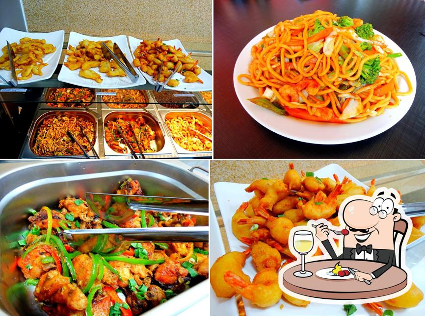 Comida em Restaurante Chinês - Qin Tian Te Wei Águas Claras