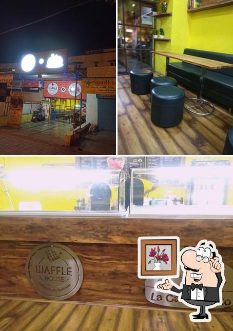 Check out how Waffle House looks inside