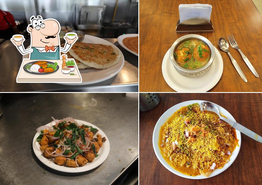 Meals at Kamat Hosaruchi