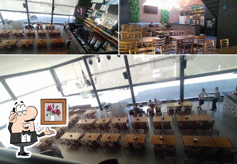 Veja imagens do interior do Seu Clemente